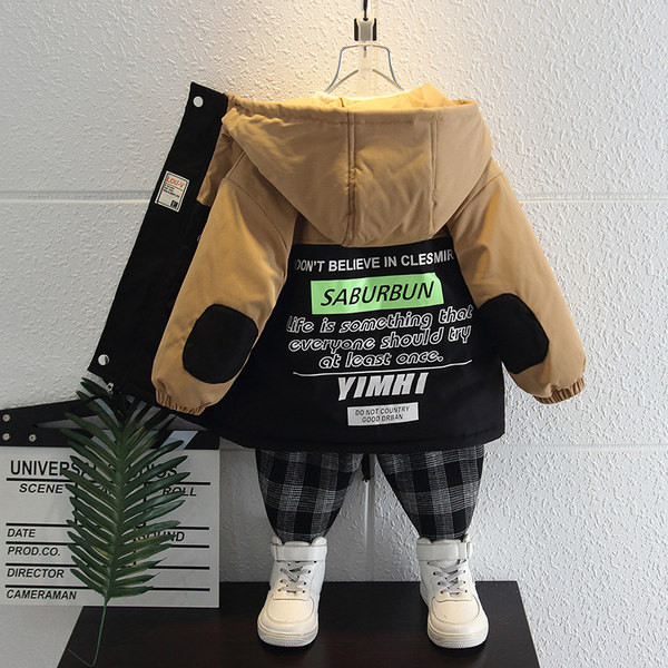 Gyermek téli kabát fiúknak kapucnival - két színben