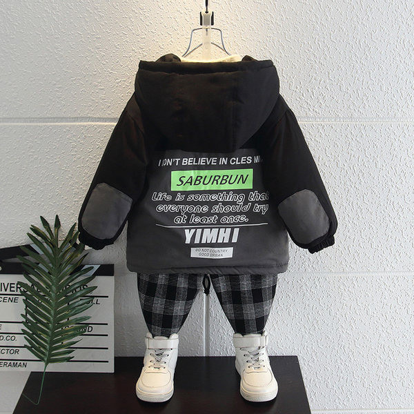 Gyermek téli kabát fiúknak kapucnival - két színben