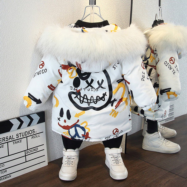 Pehely- és cipzáras gyerekkabát két színben