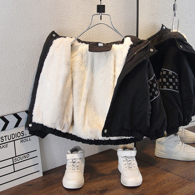 Napi kabát fiúknak kapucnival és meleg béléssel