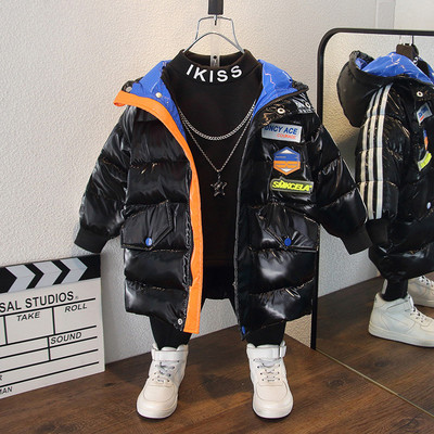 Fényes hatású meleg téli kabát fiúknak