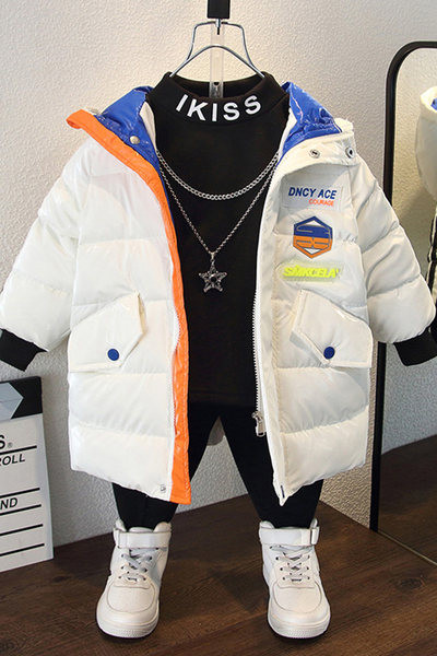 Fényes hatású meleg téli kabát fiúknak