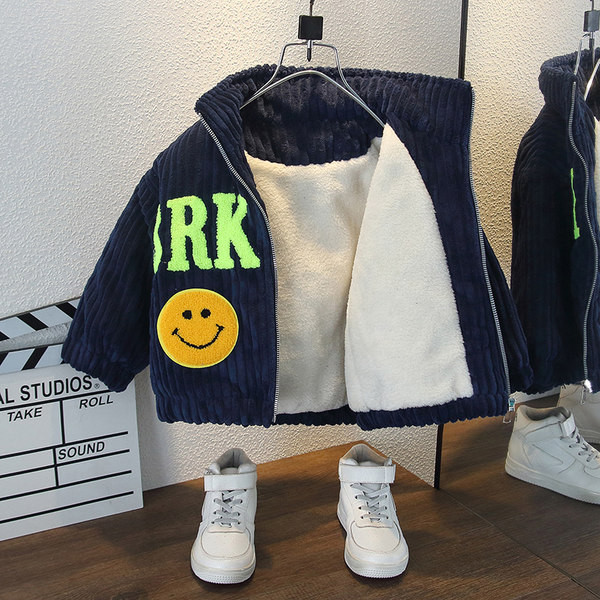 Lastele tikandi ja lukuga vabaaja jope poistele