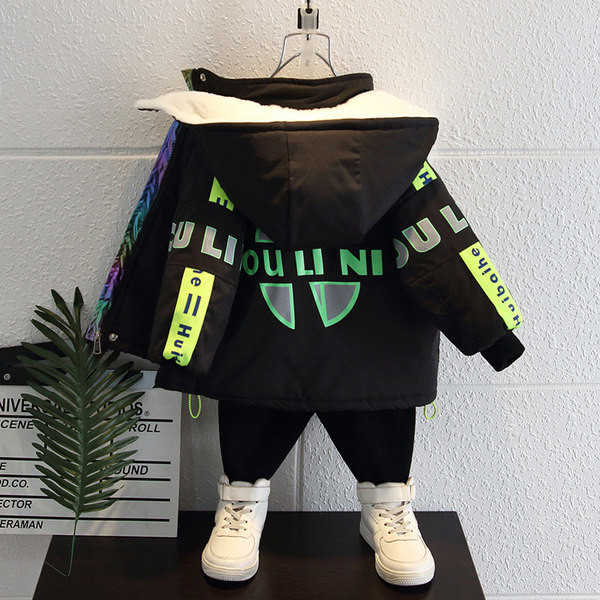 Téli gyerekkabát kapucnival - fiúknak