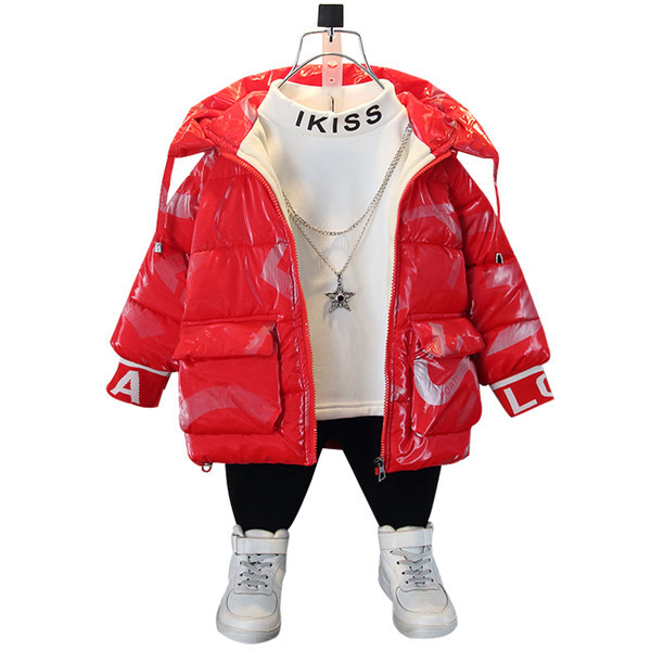 Gyermek téli kabát kapucnival fekete és piros színben