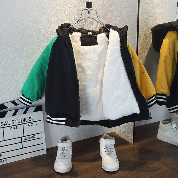 Gyermek topikabát kapucnival és felirattal fiúknak