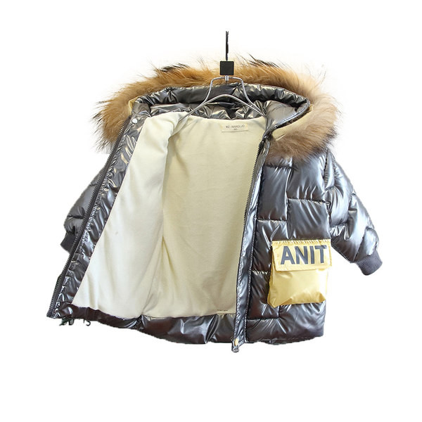 Téli gyerek melegítő, hátoldalán felirattal