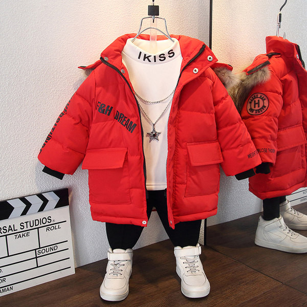 Gyerek kabát fiúknak kapucnival