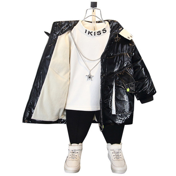 Modern gyerek téli kabát kapucnival fiúknak