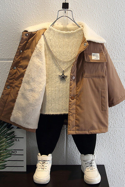 Gyermek téli kabát fiúknak vastag szoknyával és emblémával