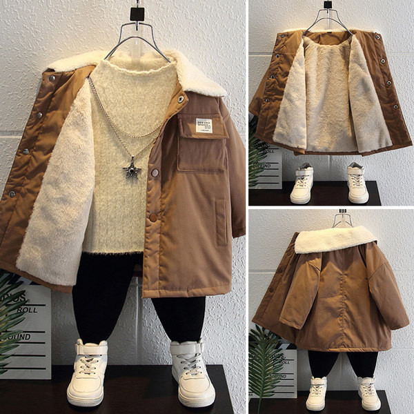 Gyermek téli kabát fiúknak vastag szoknyával és emblémával