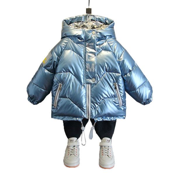 Fényes gyerekkabát kapucnival