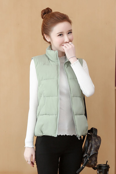 Γυναικείο κλασικό γιλέκο με ψηλό γιακά