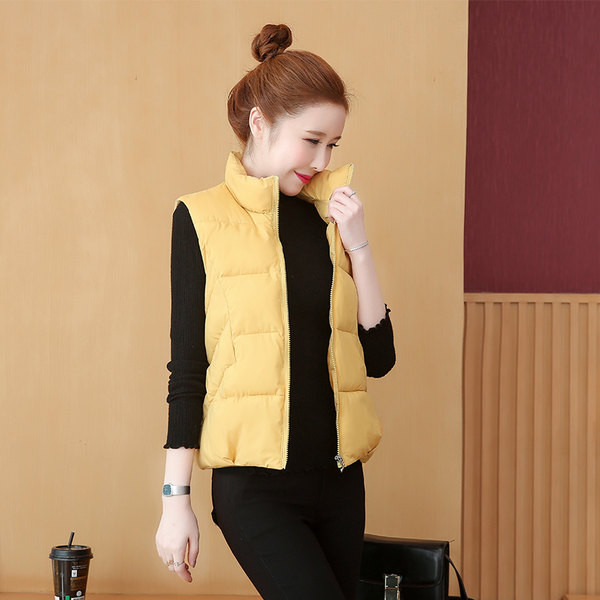 Γυναικείο κλασικό γιλέκο με ψηλό γιακά