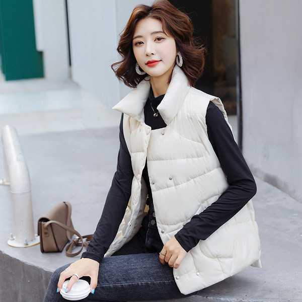 Lühike asümmeetriline kangast vest