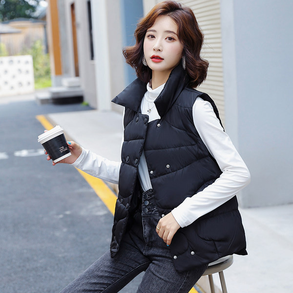 Lühike asümmeetriline kangast vest