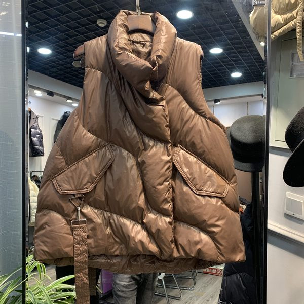 Καθημερινό φαρδύ γιλέκο με ψηλό γιακά και τσέπες