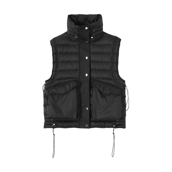 Lai lipsudega naistevest ja suured taskud