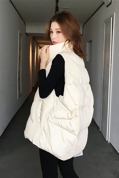 Φαρδύ μοντέλο γυναικείο γιλέκο με τσέπες σε δύο χρώματα