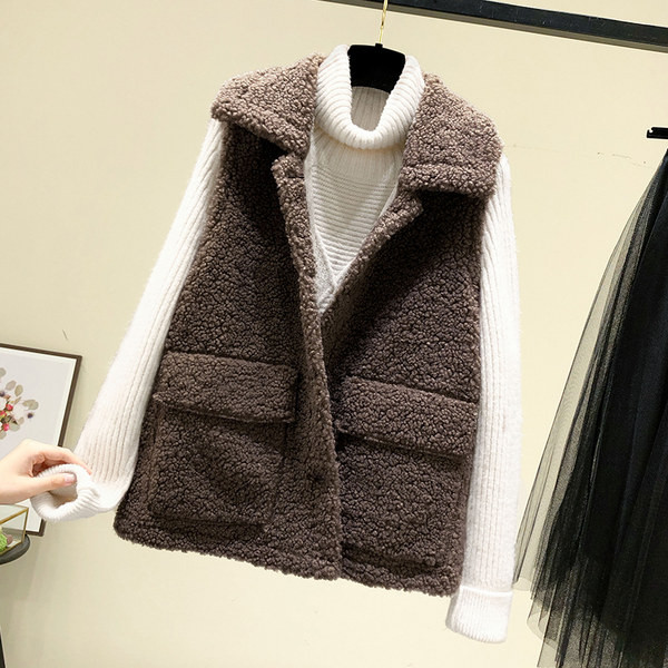 Női pehelymellény zsebekkel, három színben