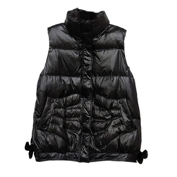 Új mellény modell magas gallérral és megkötővel