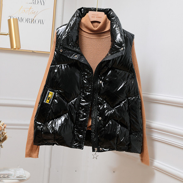 Női téli mellény gombokkal