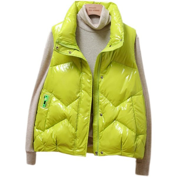 Női téli mellény gombokkal