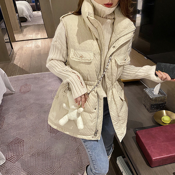 Igapäevane taskute ja lukuga talvevest - naistele