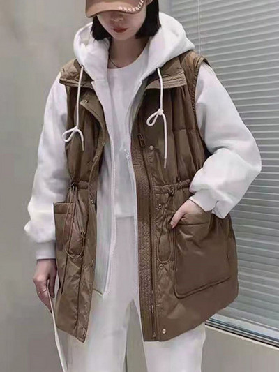 Női széles mellény nyakkendővel és nagy zsebekkel