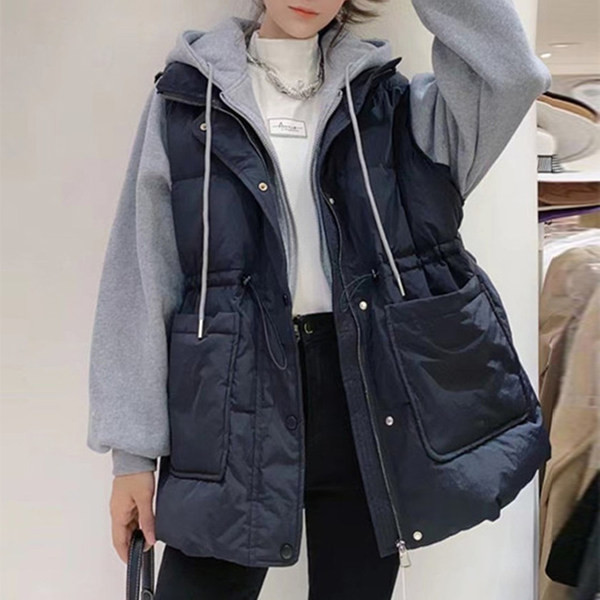 Női széles mellény nyakkendővel és nagy zsebekkel