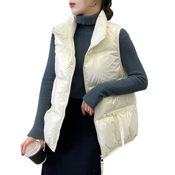 Moodne taskute ja kõrge kraega vest