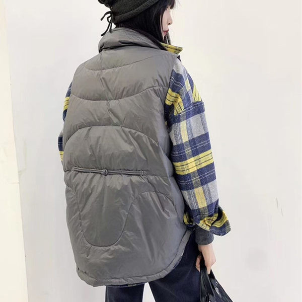 Novi model širokog prsluka sa patentnim zatvaračem