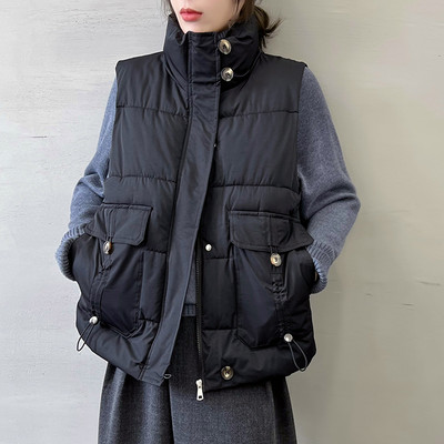 Kevad-sügis naiste vest asümmeetrilise kinnitusega