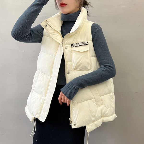 Ležerni prsluk s džepom i visokim ovratnikom