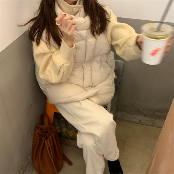 Naiste lai vest kahes värvitoonis