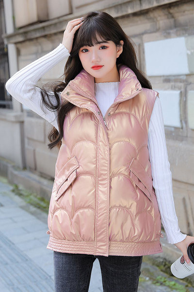 Χειμερινό γιλέκο με ψηλό γιακά και τσέπες