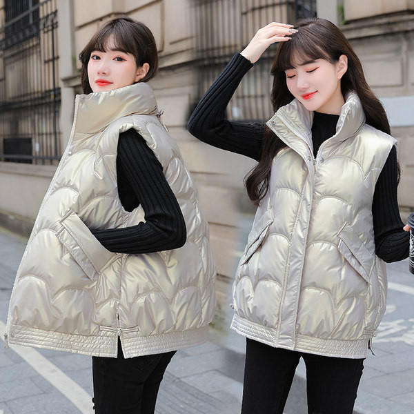 Χειμερινό γιλέκο με ψηλό γιακά και τσέπες