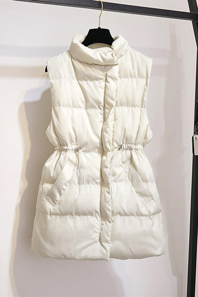 Χοντρό χειμωνιάτικο γιλέκο με κορδόνια στη  μέση