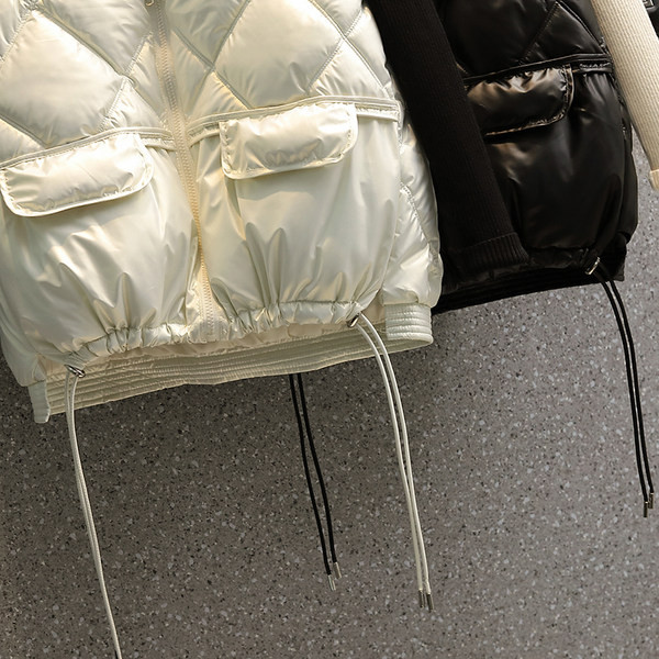 Ženski prsluk s elastičnom i klasičnom kragnom