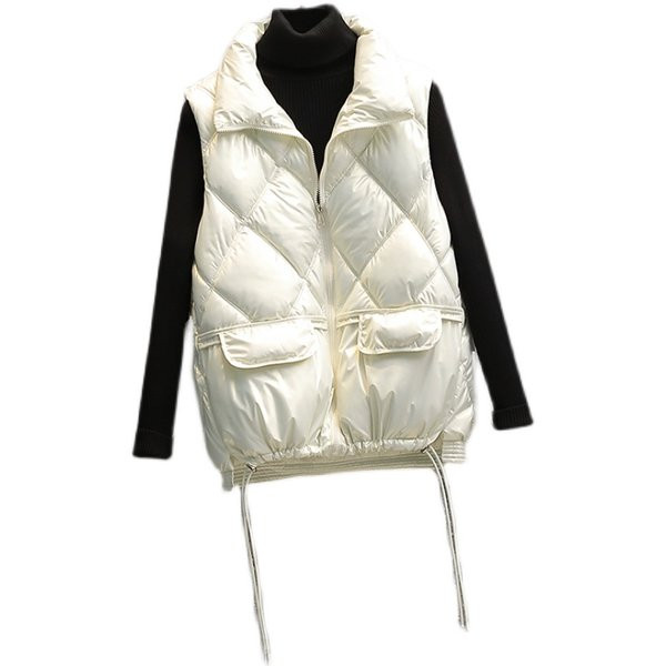 Ženski prsluk s elastičnom i klasičnom kragnom