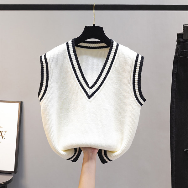 Alkalmi kötött mellény spitz nyakkivágással