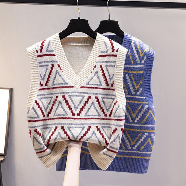 Γυναικείο χειμωνιάτικο γιλέκο με λαιμόκοψη spitz και έγχρωμη στάμπα