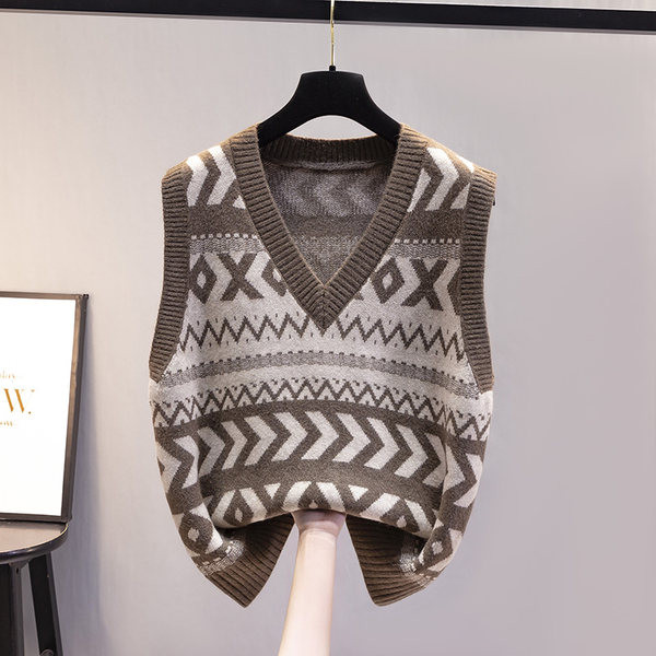 Μοντέρνο γυναικείο πλεκτό γιλέκο με λαιμόκοψη 