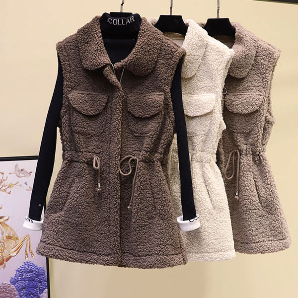 Μοντέρνο πουπουλένιο γιλέκο με κορδόνια στη μέση