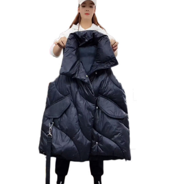 Pika mudeli naiste lai taskutega vest