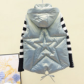 Vabaaja naiste vest kapuutsi ja lipsudega