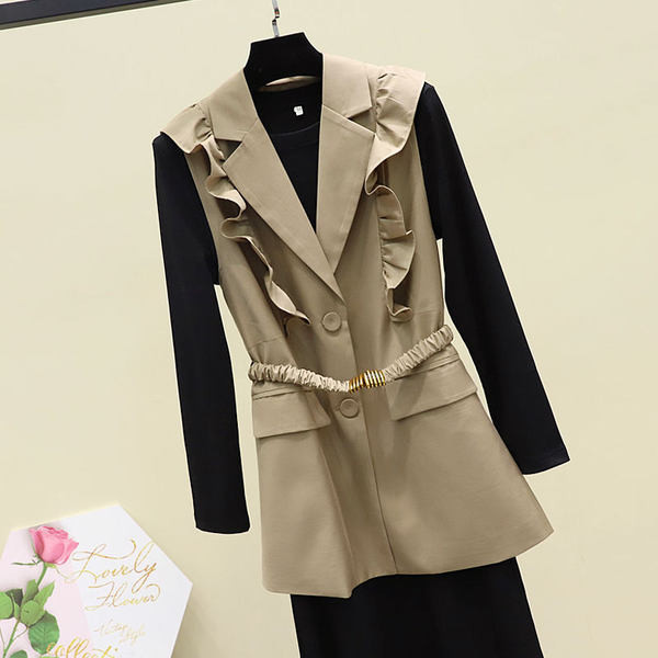 Moderan ženski prsluk s gumbima i špic izrezom