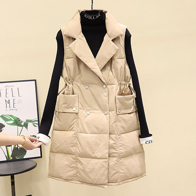 Moodne naiste vest taskute ja vöökoha lipsudega