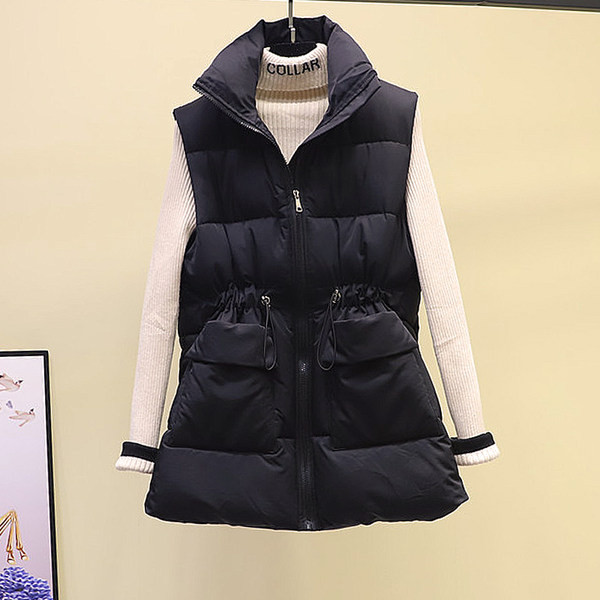 Stílusos női mellény nyakkendővel és zsebes hosszú modellel