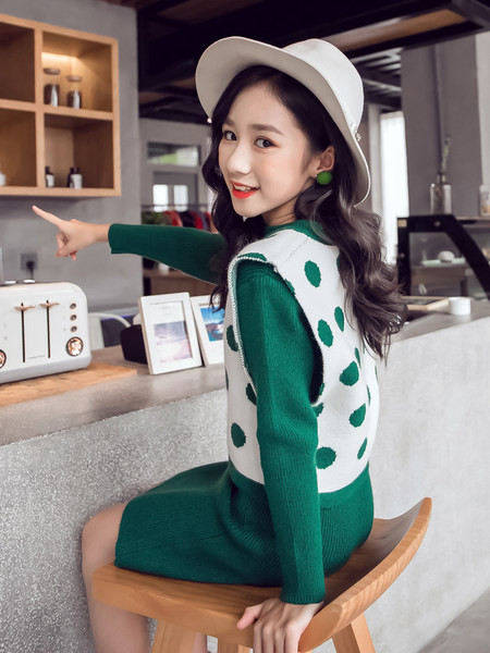 Μοντέρνο παιδικό σετ για κορίτσια